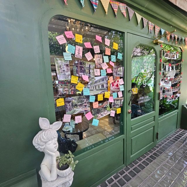 คาเฟ่ในร้านขายกระเบื้อง Gongcafe.cnx-บ้านก๋งคาเฟ่