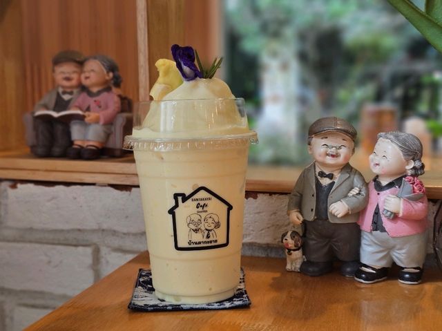 บ้านตากะยาย Cafe’ 