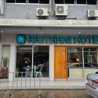 🌟ที่พักหลักร้อย | โรงแรมราชธานี สุราษฎร์ธานี🌟