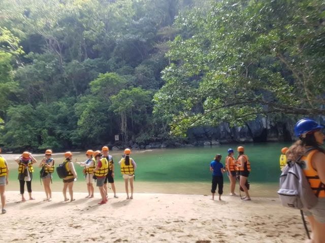 Exploring the Puerto Princesa Underground River