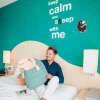 SLEEP WITH ME HOTEL 