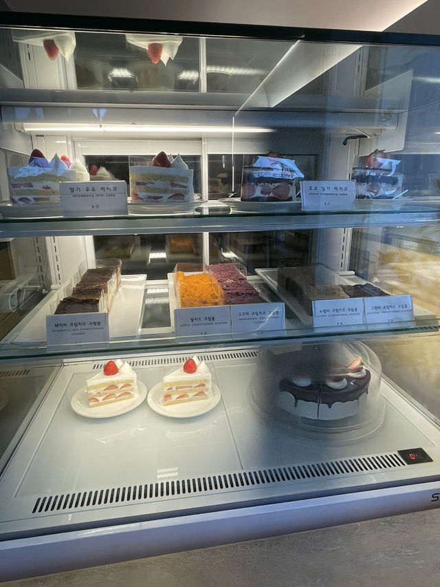 🇰🇷 Cafe Neung in Gyeongju, Korea  🇰🇷 Cafe Neung in Gyeongju, Korea
