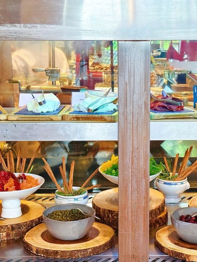 🏙️ Novotel Bangkok on Siam Square – City Life at Your Doorstep 🏙️