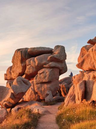 🇫🇷 Brittany’s Coastal Escape: Cliffs, Crêpes & Hidden Beaches