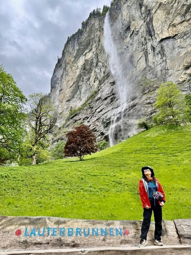 走訪瑞士知名的瀑布小鎮～勞特布龍嫩Lauterbrunnen