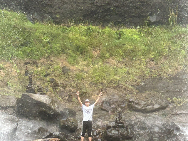 Ngardamao waterfalls palau