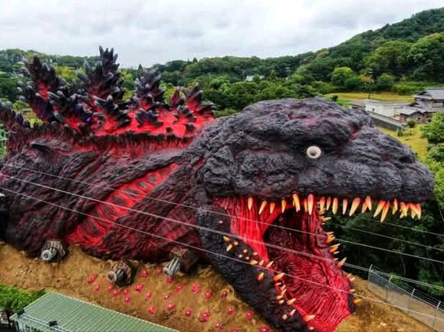 Awaji Hanasajiki Park: A Floral Wonderland Above the Sea