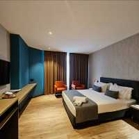 A Contemporary Haven Where Comfort Meets Style