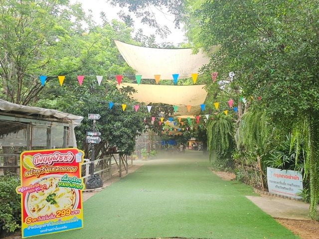 ตามธรรมชาติ Cafe' and Farm
