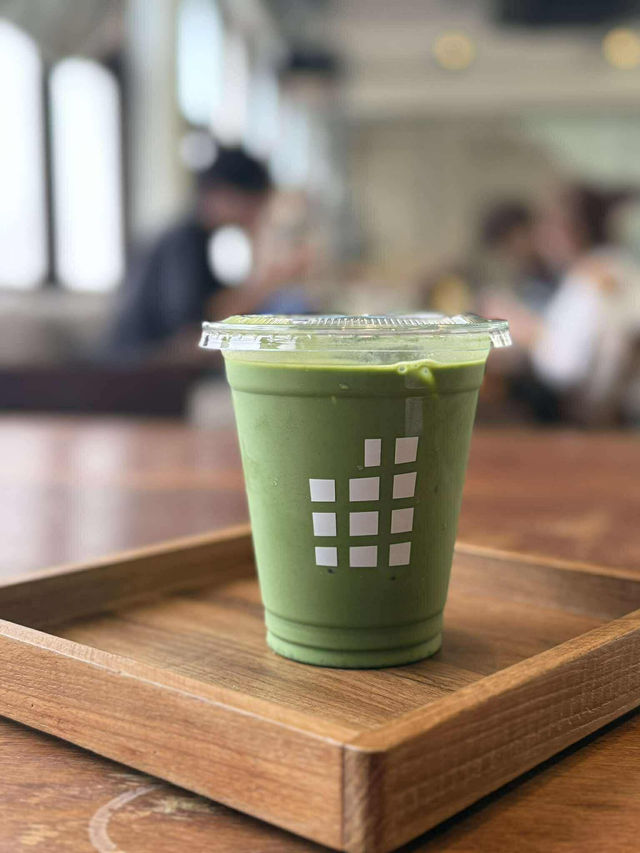 คาเฟ่สีเขียว พื้นที่ธรรมชาติ |  Piccolo Vicolo