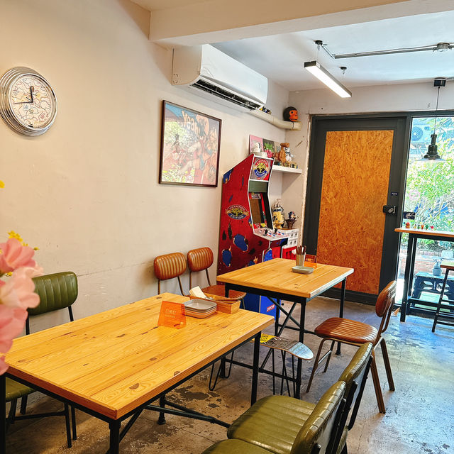 花蓮｜挺有特色的漢堡店