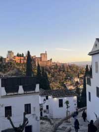 【イスラム美とスペイン文化の融合】アルハンブラ宮殿で時を超える旅へ✨