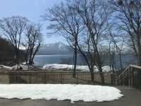 北海道-支笏湖（公車會搭比較久，建議從機場搭較容易有位置）