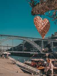Porto’s Postcard Perfect Pair – Cais da Ribeira & Luís I Bridge