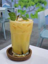 Le Cloud Cafe Desaru, Family Friendly Comfort with a Whimsical Touch