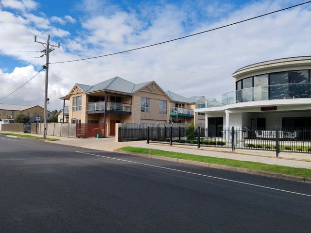 坎贝尔港（Port Campbell）—大洋路上的悠闲小镇