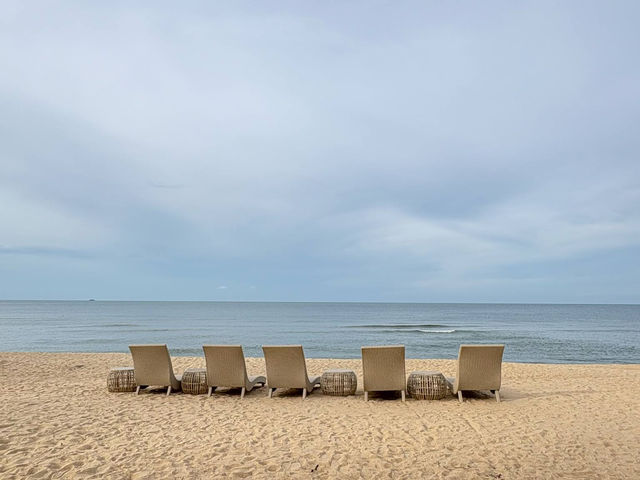 WAWA beach resort ไม้แก่น ปัตตานี