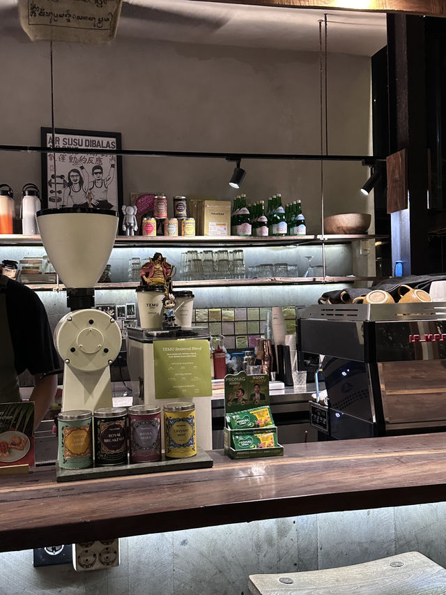 작은 오아시스 같은 카페, Temu Coffee ☕🌿