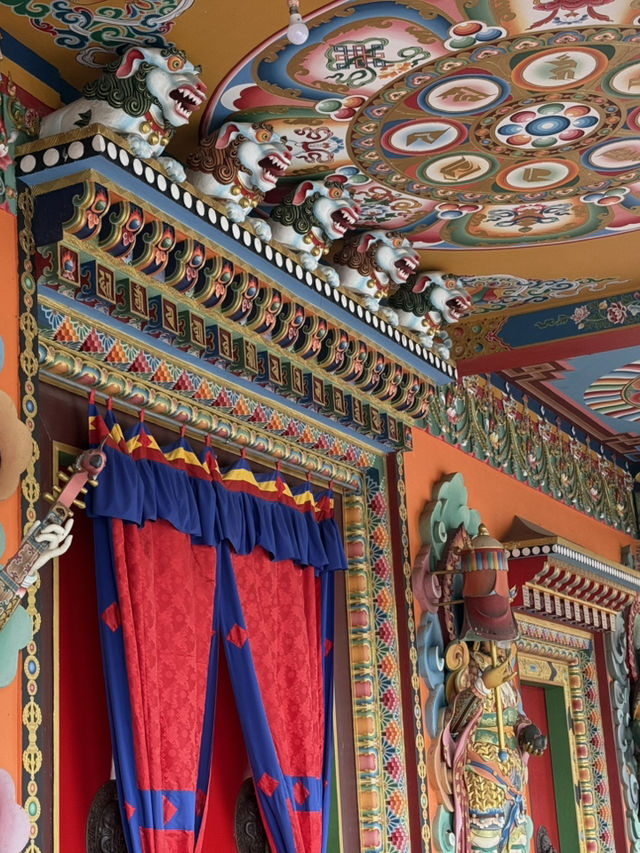 【インド・シッキム エンチェイ・モナストリー】静寂に包まれた天空の寺