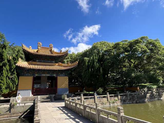 普濟寺：見證普陀山主剎的歷史軌跡與精神象徵