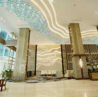 Refined Horizons and Serene Luxury