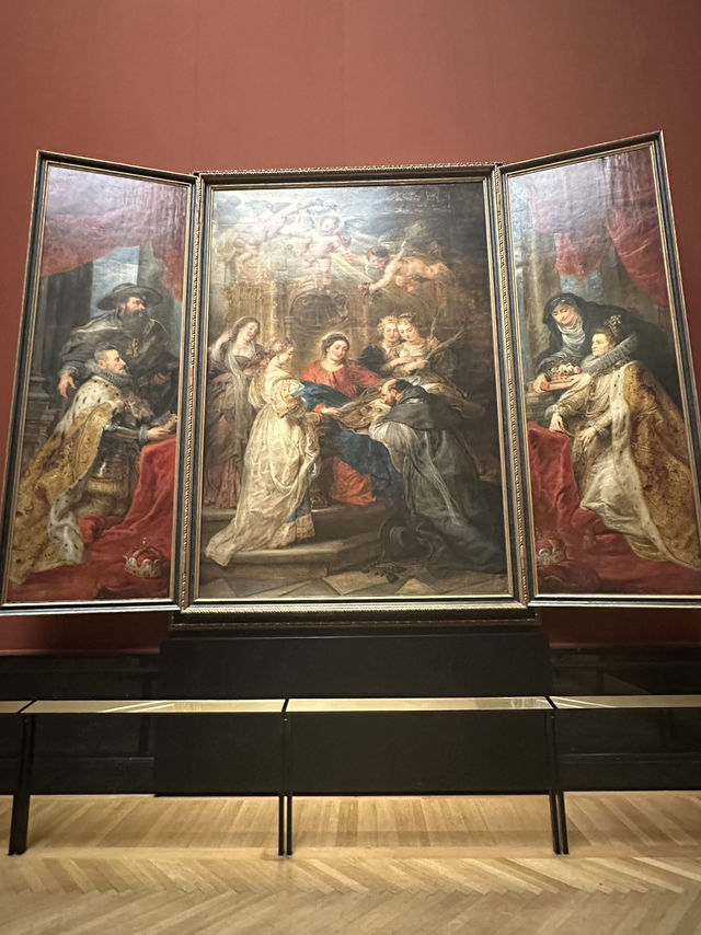 Bruegel’s Kingdom & Klimt’s Gold: Vienna’s Art Colossus