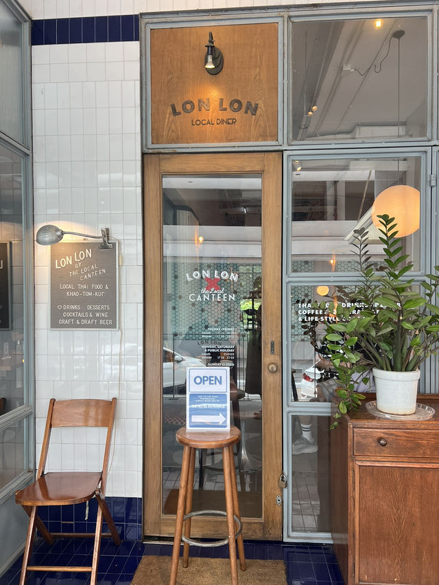 🍽️✨ ร้าน LonLon Local Diner 