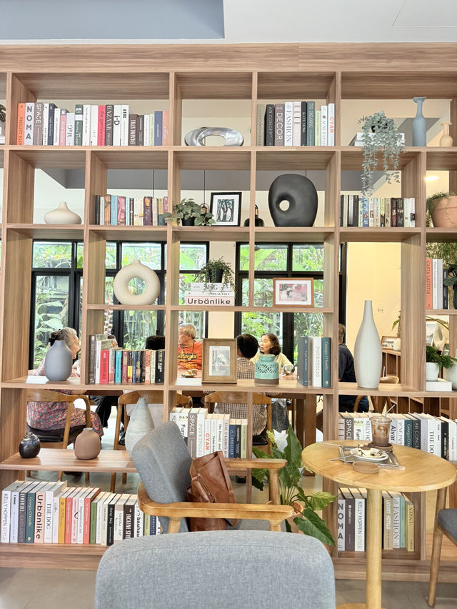 คาเฟ่มินิมอลในสวน Nimby Coffee ☕️