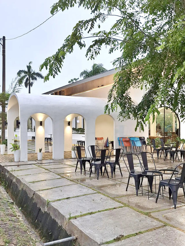 Keboon Kopi, The Café That Feels Like a Sunday
