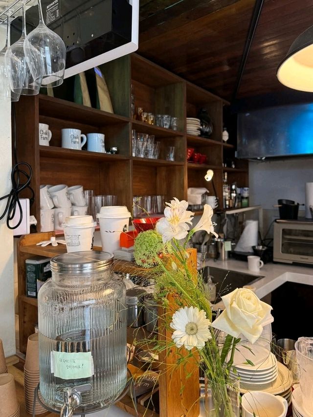 CHALK FARM Bar & Coffee
