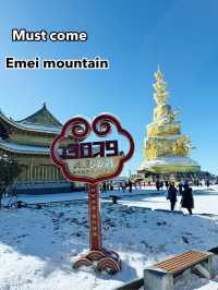 Stairway to Clouds: My Pilgrimage to Mount Emei
