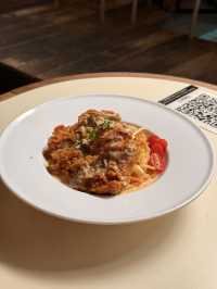 Kafe Kleptokrat — อิ่มอร่อยหลากสไตล์ ใจกลางเมือง