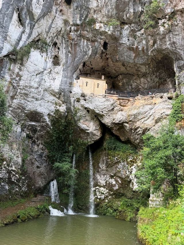 Mountain Magic and Peaceful Vibes at Santuario de Covadonga