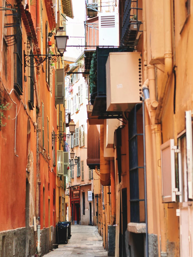 Old Town 🕊️