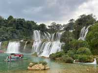 🌊 Detian Transnational Waterfall (德天跨国大瀑布) – A Natural Wonder Shared by Two Nations!