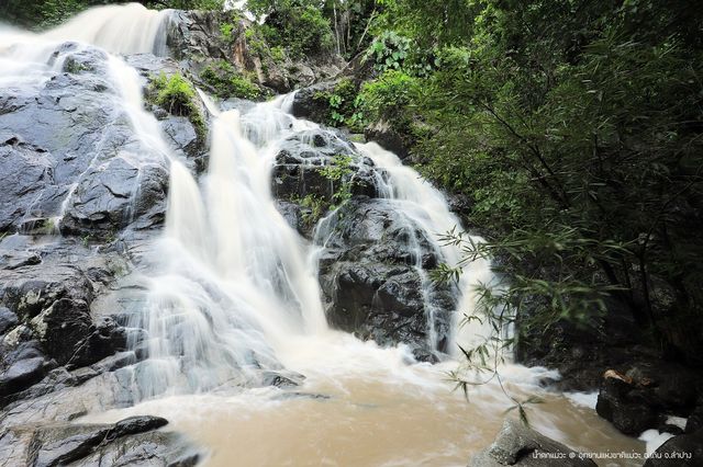 น้ำตกแม่วะ น้ำตกสวยใน อ.เถิน จ.ลำปาง