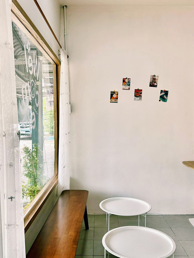 📍 Brewly Early Cafe🍞✨ 📍 Brewly Early Cafe🍞✨