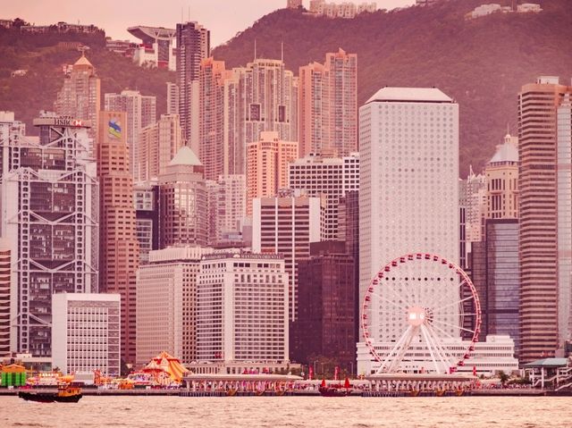 Victoria Harbour ในหลากหลายเวลา