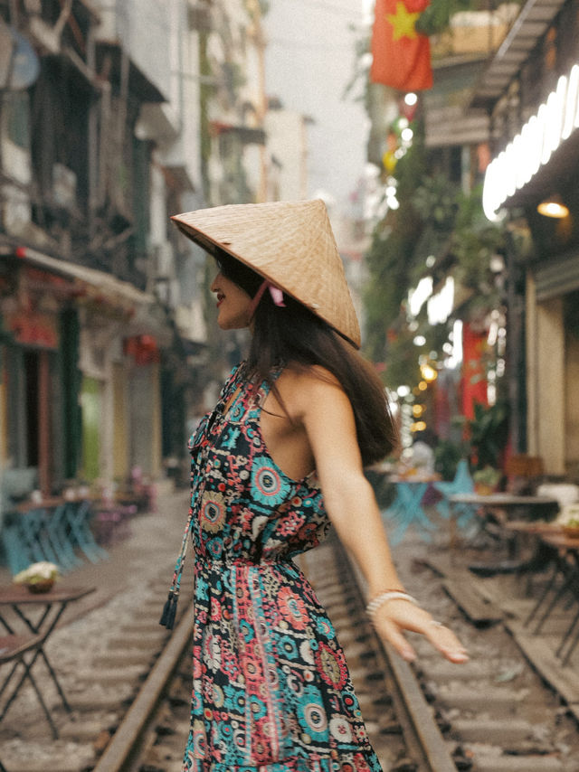 Train Street в Ханой🚂🇻🇳