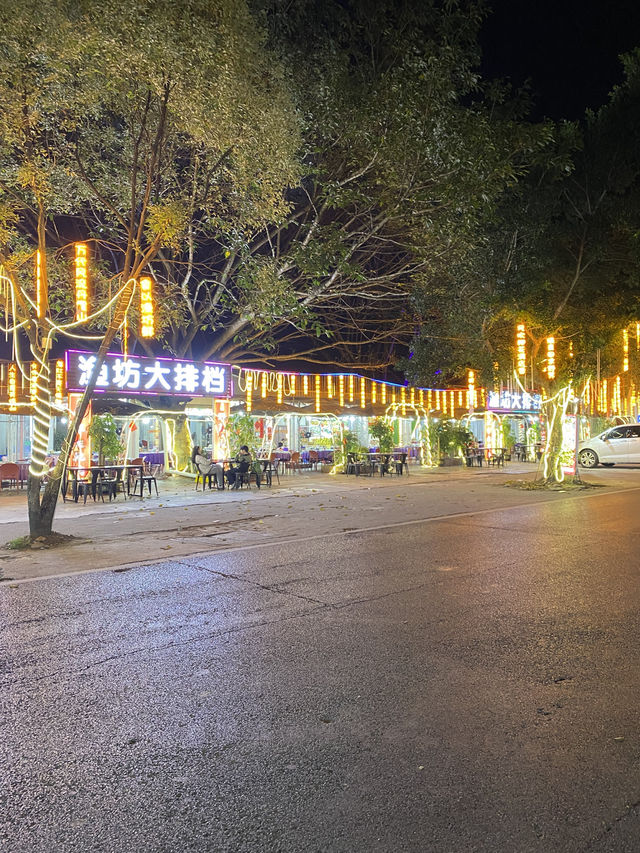 丹霞山江畔最棒的酒店- 悠然江畔設計師藝術酒店 丹霞山江畔最棒的酒店- 悠然江畔設計師藝術酒店