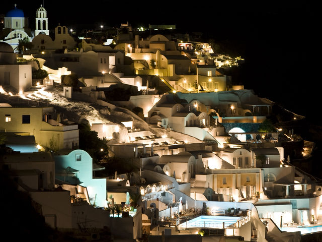 聖托里尼:世界最美日落&夢中的藍白愛情海 聖托里尼:世界最美日落&夢中的藍白愛情海