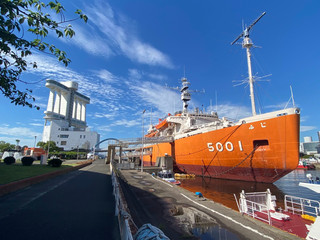 🇯🇵 名古屋絕景秘境！登上「白色帆船」展望台 🚢 一秒盡攬夢幻摩天輪與海港浪漫日落 🎡