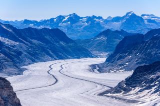 Why the Great Aletsch Glacier Is the Crown Jewel of the Swiss Alps!