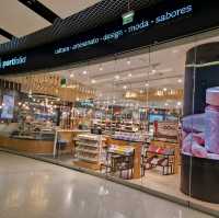 Lisbon Airport - WOW 