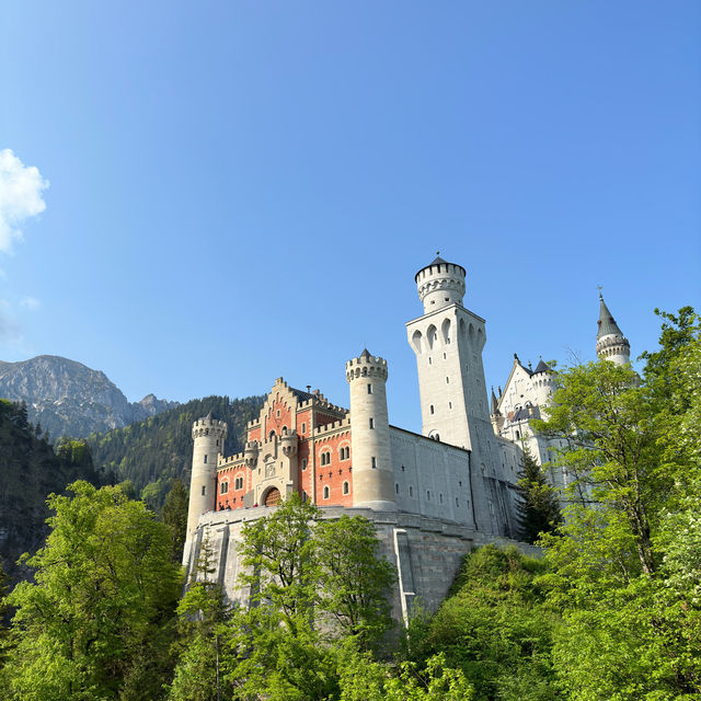 Neuschwanstein Castle: A Fairytale Fantasy