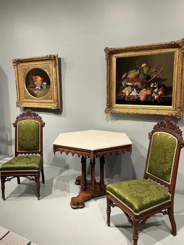 The Art Institute of Chicago 👩‍🎨