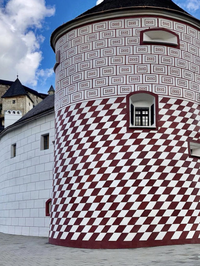 Train trip to Orava Castle 🚂