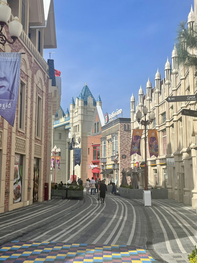 A Magical City