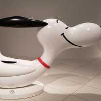 You can enjoy the whole worldview of Snoopy and others