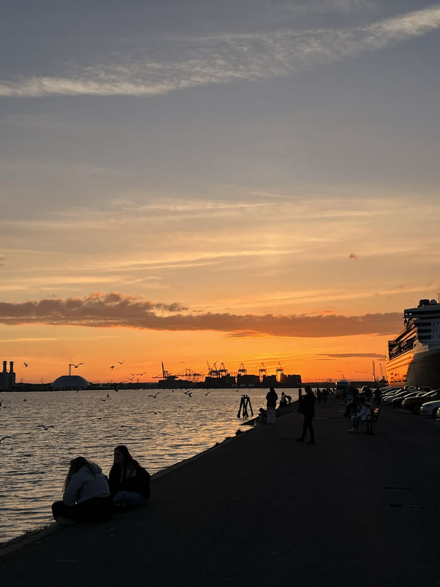 Waves of History at Southampton Port